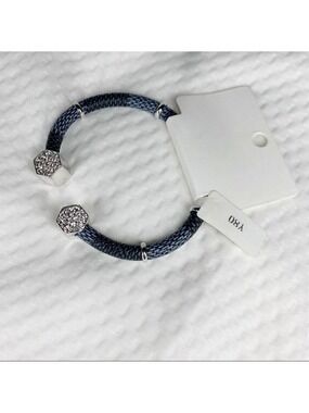 𝅺NEW STOCK-PaveZircon Hexagon/braided Open Bracelet